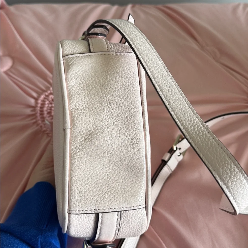 kate spade Blush Pebbled Leather Camera Bag with Gold Logo - Picture 3 of 4